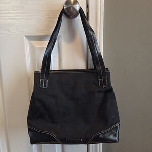 Nine & Co. Black Shoulder Bag